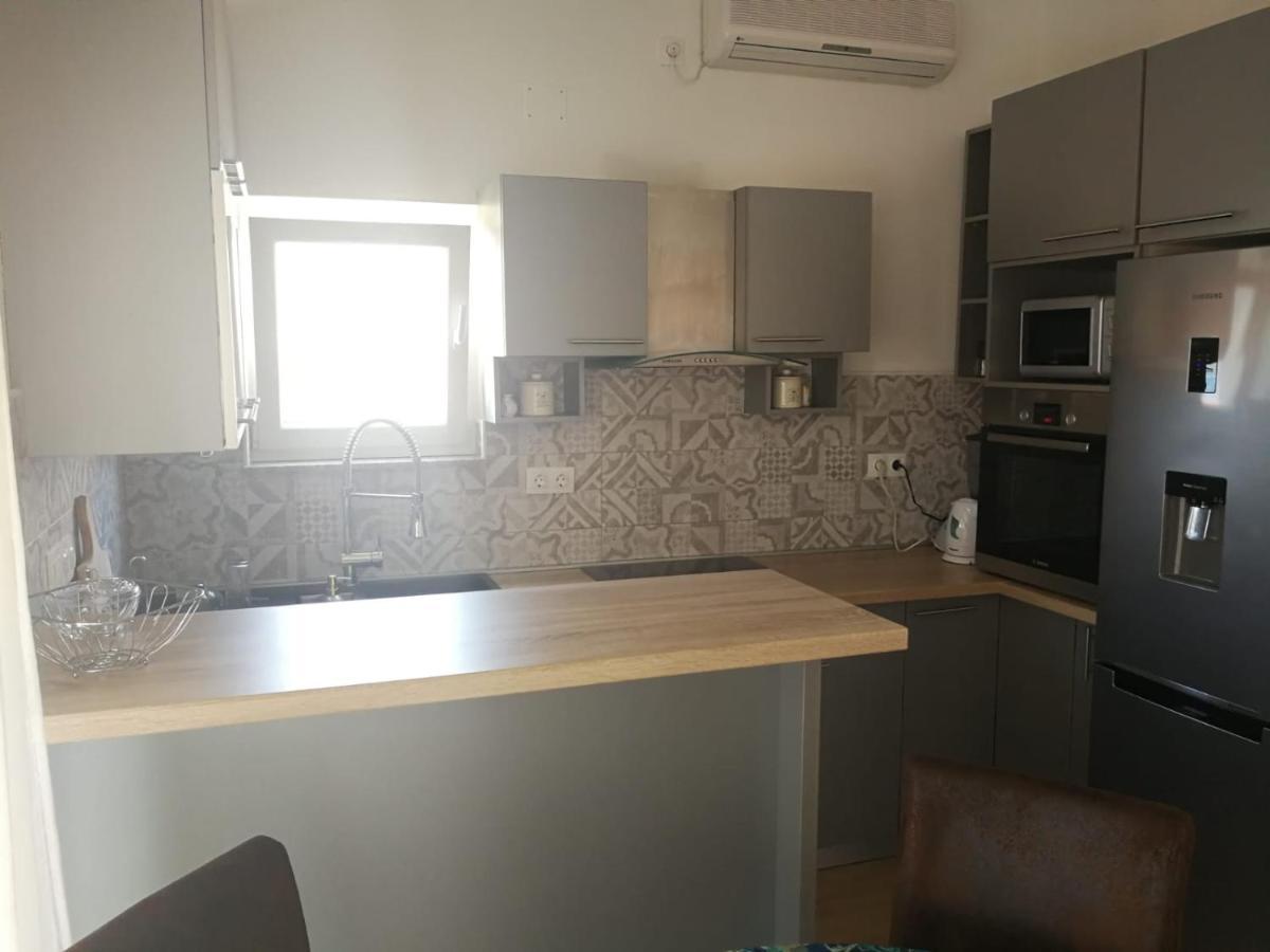 Apartmani Nea Biograd Na Moru Ngoại thất bức ảnh