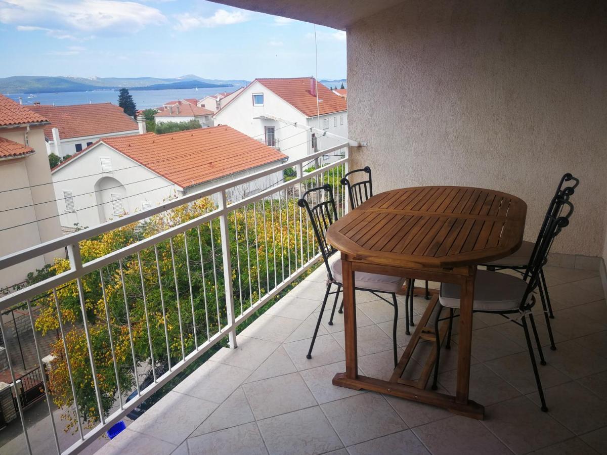 Apartmani Nea Biograd Na Moru Ngoại thất bức ảnh