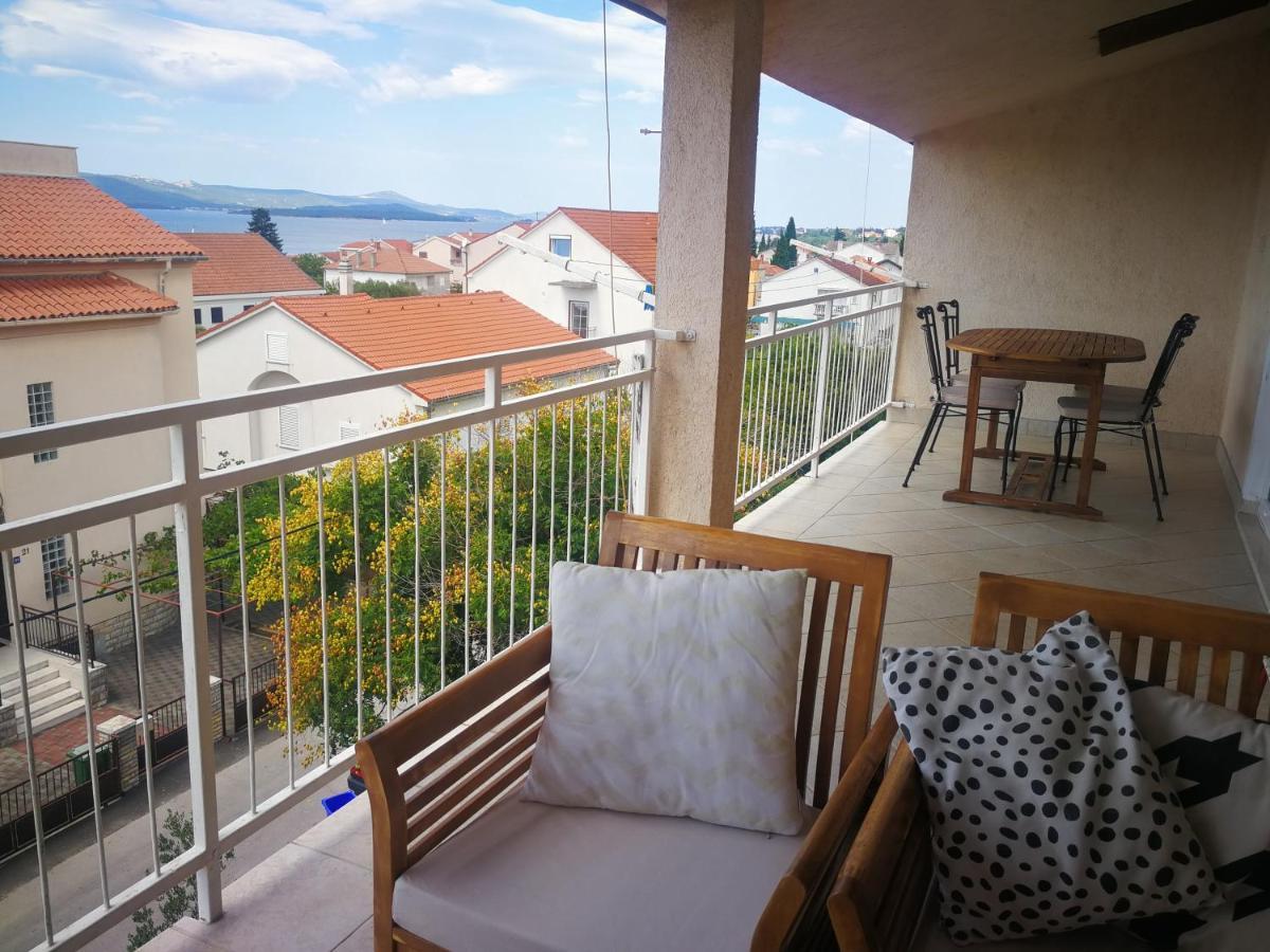 Apartmani Nea Biograd Na Moru Ngoại thất bức ảnh